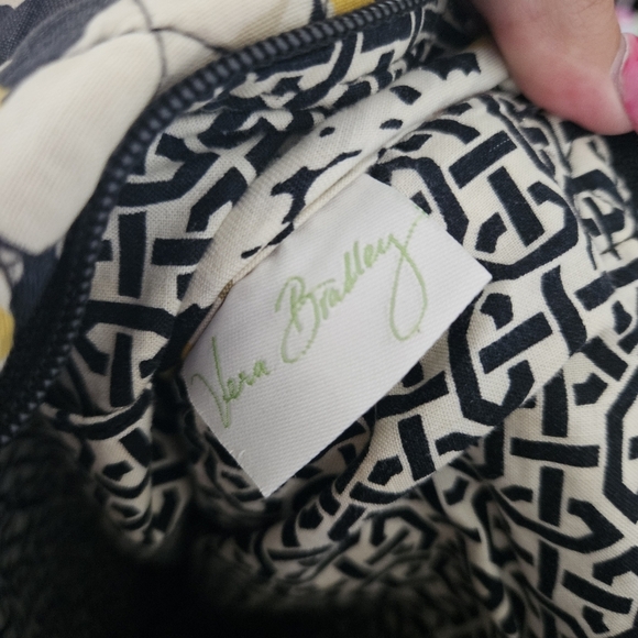 Vera Bradley Dogwood Mailbag 100% Cotton Yellow Floral Patterned Shoulder Bag - Picture 8 of 10